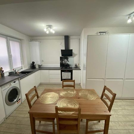The Best Apartament Central Hunedoara Ngoại thất bức ảnh