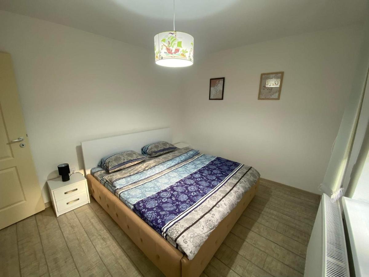 The Best Apartament Central Hunedoara Ngoại thất bức ảnh