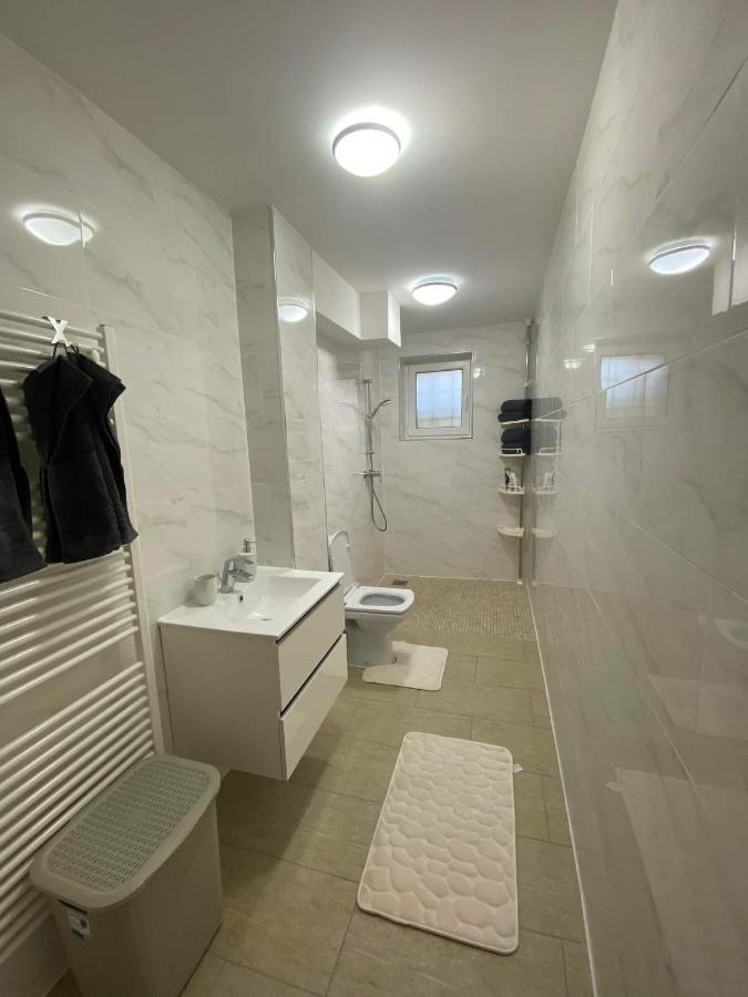 The Best Apartament Central Hunedoara Ngoại thất bức ảnh